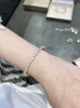 Bulgarije Carer Originele Luxe Designer Armband Dames 18k Roségoud Slangvormig Wit Fritillaria Gelaagd Hoogwaardige Handdecoratie Bot Smal