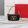 Lady Mini Diamond Vpurse Loco Baguette Bag Velentino Bags Designer Fashionable New Highend Armpit Small Square Leather Chain Womens Diagonal Shoulder Evening