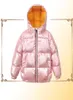 베이비 코트 겨울 어린이 다운 코트 어린이 039S 디자이너 재킷 후드 단색 아웃복 소년과 여자를위한 따뜻한 옷 의류 의류 5403153