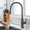 Kitchen Faucets Soild Brass Sink & Cold Mixer Tap Pull Out Single Handle Deck 360 Degrees Rotating Gun Grey Chrome/Black