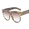 Sunglasses Black Oversized Fashion Designer Women Large Frame Rhinestone Female Vintage Shades UV400