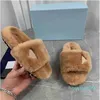 Designer Shoes Sandals Slippers Flip Flops Fashion Anti-Slip Female Slides Women Furry Fluffy Faux Fur Luxury Brand Warm Indoor