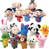 Bébé en peluche marionnettes à doigts raconter des histoires accessoires 10 pièces animaux ou 6 pièces famille poupée jouets pour enfants cadeaux enfants 231228