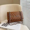 16% KORTING Designer tas Tassen Nieuwe Kleine Geurige Letter Dames Lingge Geborduurde Draad Ketting Mode Crossbody Tas