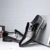 Dress Shoes Heels Mid Heren Brands Sneakers Elegant Boy Classic Dresses Sports Nieuwigies geïmporteerd teni mooi