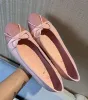 Chanele ballet flats schoenen Parijs luxe designer schoenen zwart roze damesschoenen van het merk Chanele gewatteerde leren balletschoenen ronde neus formeel leer voor dames