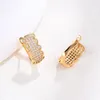 Studörhängen DCKAZZ Natural Zircon Earring Fashion Geometric Beautiful Curved 585 Rose Gold Color Drop Women's Engagement Smycken