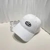 Unisex Designer Ball Caps Eenvoudige Strass Letter Schaduw Baseball Cap Koreaanse versie Zwart Wit Rood Cap voor lente en zomer