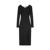 Casual klänningar svart huva smala långa ärmar midi klänning 2023 höst för kvinnor grå knapp semester hög split enkelhet