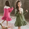 Flickaklänningar 2023 Spring och Autumn Children's Long-ärmklänning för flickor Skolstil Bomull Everyday Peter-Pan-krage-klänning