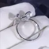 Nuevo estilo pajarita anillo de diamante de lujo anillo de diamante de imitación temperamento anillo de boda femenino joyería de moda Supply226a