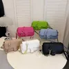 60% de réduction sur les sacs de créateurs Sacs pour femmes Nouvelle couleur bonbon Mode Nuage Polyvalent Une épaule Bandoulière Sac sous les bras