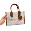 2024 New Yang Mi Same Style Walking Show Old Flower Single Shoulder Diagonal Straddle Handbag Tote Bag