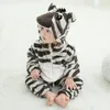 Kigurumi Pyjamas für Kinder Flanell Niedlicher Babyspielanzug Einhorn Panda Kinder Onesies Kostüme Winter Playsuit Jungen Mädchen Jumpusit 231229