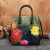 Väskor Motaora Retro Women Bag Vintage Bucket Shoulder Bags For Women 2023 New Handmade Emed Leather Handbag Floral Tote Bag Kvinna