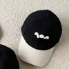 Unisex tasarımcı top kapakları yeni yün ördek gaga şapkası Kore mektubu yün beyzbol kapağı kış splitting renk kapağı kış