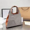 Designer Lana Borse tote portatili Borsa a tracolla in pelle di lusso Manico da donna Borsa da pendolarismo sotto le ascelle di grande capacità