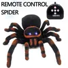 Animal Remote Control Cockroach Toy Infrared Trick Terrifying Mischief Kids Toys Funny Novelty Children Gift RC Spider Ant 231229