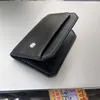 Luksusowy biznes oryginalna skórzana torebka dla mężczyzn projektant portfelowy uchwyt na kartę kredytową identyfikator Małe torebki Wysokiej jakości skórzane portfele monety torebka jest wyposażona w pudełko