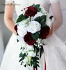 Waterfall Wedding Bride Bouquet Bridesmaid Handbunden blommor Dekor Hem Holiday Party Supplies European Rose Wedding Flowers Gift T6477457
