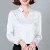 Blusas femininas de cetim blusa feminina topos para moda elegante ol camisas vintage primavera mulher roupas com decote em v manga longa