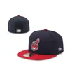 Nowy dopasowany kapelusz mężczyzn Women Designer Baseball Hats list Hip Hop Sport Pełna zamknięta płaska czapka haftowa czapka W-8