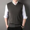 Colete de malha pullovers com decote em v camisola 2023 outono inverno luxo qualidade casual roupas masculinas suéteres pull homme chaleco hombre 231228