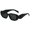 Solglasögon fashionabla avslappnade polariserade solglasögon för män och kvinnor svarta retro solglasögon för att driva fiske UV -skydd