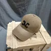 Designerskie czapki dla mężczyzn Męskie Cap Designer Baseball Casquette wyposażony w nowy komfort i regulowane, które młodzi ludzie mają na sobie 23001