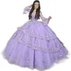 2024 Abiti Quinceanera sexy Lilla maniche lunghe Sweetheart Applicazioni di pizzo a strati Sweet 16 Party Dress Abiti da 15 Prom Abiti da festa Lunghezza pavimento