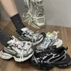 Moda de alta gama Nuevos zapatos viejos zapatos para hombres tendencia zapatos transpirables para hombres y mujeres zapatos deportivos zapatos casuales trabajos de vehículo de motor zapatos de encaje 45 factor caja de encaje