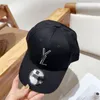 Projektantki Kobiety Men Baseball Cap Luksusowy kapelusz czarny litera haft y kulki