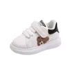 Ny stil mode barn sneakers vår höst barn sport sko pu små vita skor atletiska skor