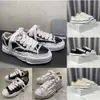 Co MMY Dissolution Chaussures Designer Chaussures Casual Femmes Mihara Yasuhiro Yu Wenle papa amoureux à semelles épaisses chaussures de sport décontractées