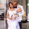 Suknie ślubne ASO EBI w dużych rozmiarach Sheer szyi iluzja długie rękawy Tiul koronkowe suknie ślubne dla afrykańskiej arabskiej Nigerii Czarne kobiety Sukienka Małżeńska Suknia Małżeńska D095