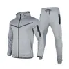 Mężczyznowe dresy wielokolorowe Sports Casual Tressuit Training Jogging Suit Spring Autumn Zapocz z kapturem i dresowe zestawy 231229