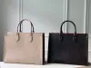 Designer kvinnor väska handväskor gm mm präglad svart blomma handväska handväska på tygväskor axel kors kropp kvinnlig ryggsäck