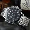 Montre Men Watch Quartz 고품질 디자이너 시계 42mm 강철 스트랩 고무 스트랩 사파이어 연대기 운동 손목 시계 reloj hombre orologio uomo