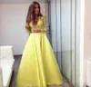 2024 Elegante gelbe Dubai Abaya mit langen Ärmeln Abendkleider mit tiefem V-Ausschnitt Spitzenkleider Abendgarderobe Zuhair Murad Prom Party Kleider