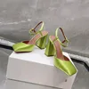 2024Amina Muaddi Begum Crystal-Ebellished Buckle Stain Pumps Schuhe Spool Heels Sandalen Damen Luxus Designer Abendschuh Slingback Sandale 9,5 cm Größe 35–42