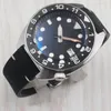 Horloges 41MM NH35-beweging Zwarte wijzerplaat Datumvenster Saffierglas Roestvrij stalen lederen horlogeband Automatisch mechanisch