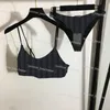 Sexig tryckt bikini baddräkt designer halter bh tryckta trosor passar kvinnor rygglösa badkläder för sommarstrandbikini