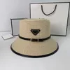 Top chapeaux designers femmes seau chapeau designer paille cappello herbe tresse protection solaire décontractée adaptée au printemps et à l'été ajusté23001