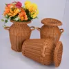 Vasen Nachahmung Rattan Vase Home Decor Kunststoff Korb Ländlichen Lagerung Korb Blume Gewebt Halter Kreative Rustikale