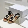 Sandal Flat Slides Raffia Sandaler Triomphe Empelled Ankle Strap Open Toe Women's Luxury Designer Holiday Flats Gladiator