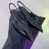 Top Quality Mais Novos Bombas De Couro Genuíno Sandálias Da Moda Mulheres De Couro De Patente Marca Designer Vestido Sapatos De Seda Senhora Dedo Apontado Gatinho Ele Elegante Slingback