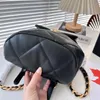 Lüks sırt çantası tasarımcısı CC sırt çantası havyar çanta çantası lüks omuz çantası kitap çantası tasarımcı crossbody çanta kadın cüzdan kart sahibi tasarımcı mini sırt çantası