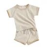 Kledingsets Zomer baby peuter babyjongen meisje kleding effen gebreide top met korte mouwen en korte broek outfit