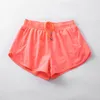 Lu Lu Damen-Shorts mit verbrannten Löchern und gefälschten zweiteiligen Yoga-Shorts, schnell trocknend, blendfrei, können im Freien getragen werden