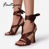 Heels Sommer Frauen Sandalen sexy Seiden Schnürung weiblicher Gladiator High Heel Fashion Green Pink Square Open Toy Damen Ferse Großgröße 43